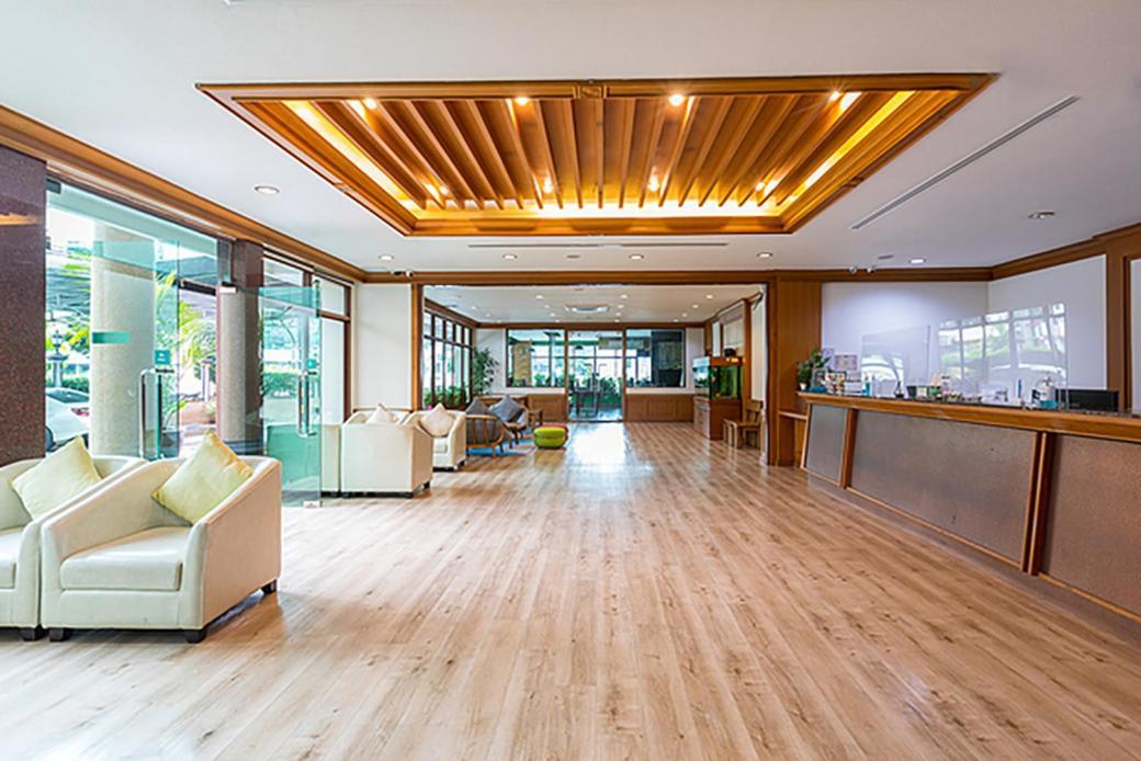 V Residence Hotel Chiang Mai Exteriör bild