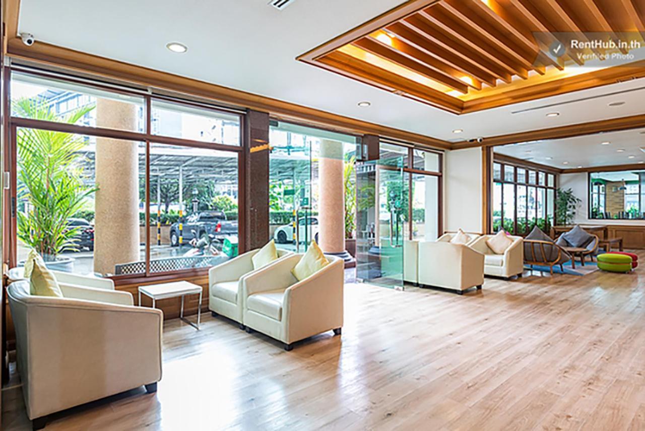 V Residence Hotel Chiang Mai Exteriör bild