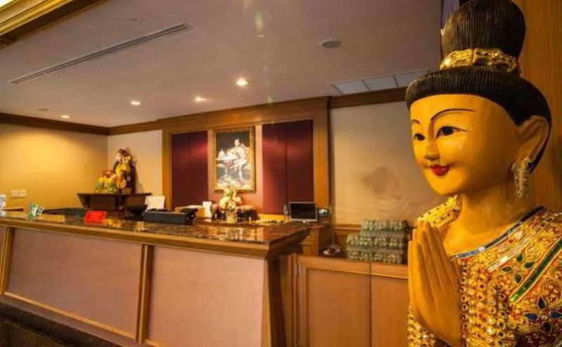 V Residence Hotel Chiang Mai Exteriör bild